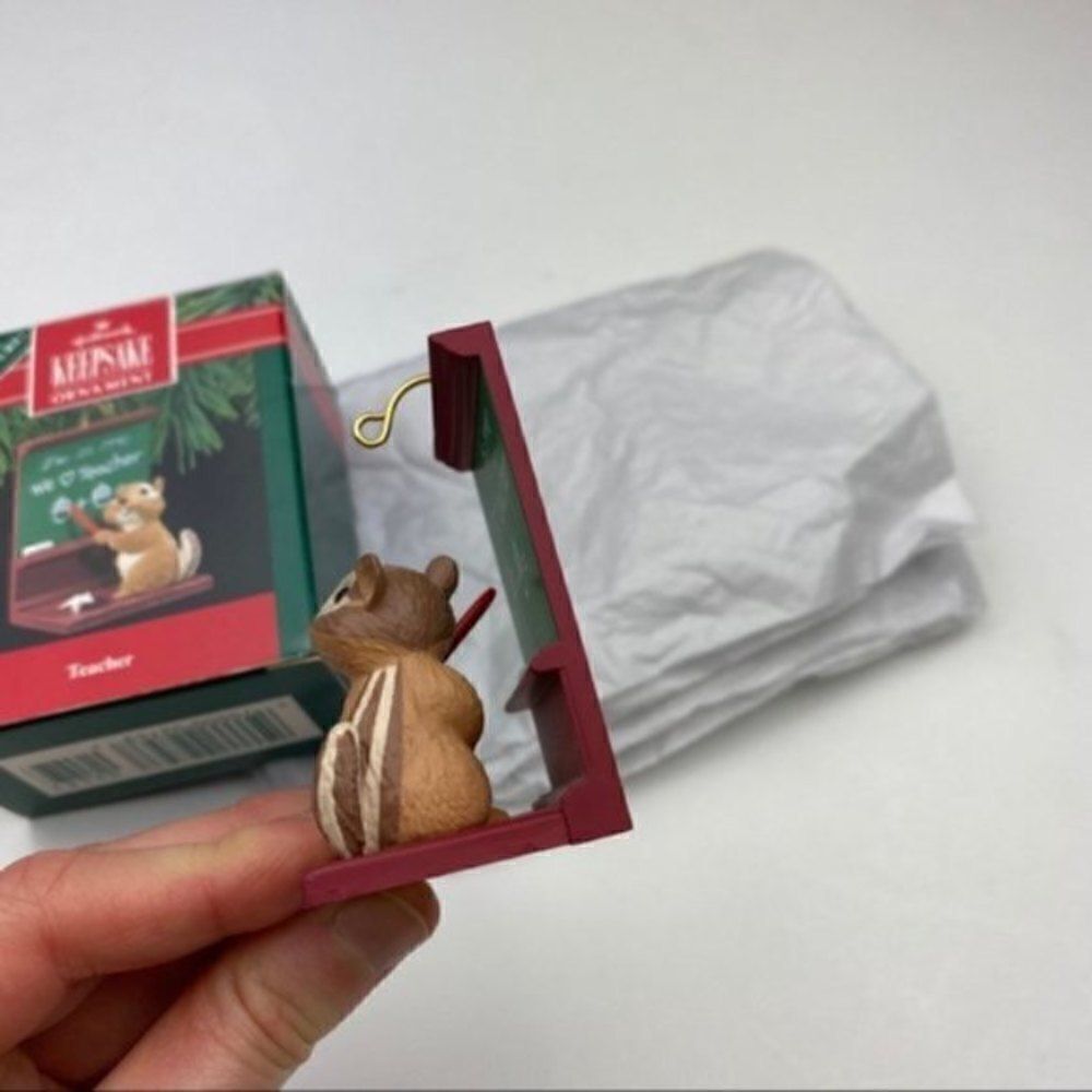 Hallmark Keepsake Ornament Handcrafted Chipmunk Teacher 1990 - Picture 3 of 10